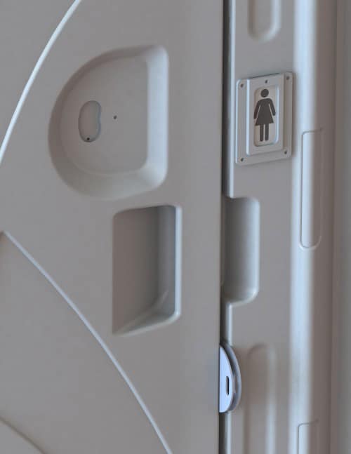 polyportables axxis grey portable toilet ambidextrous door pull